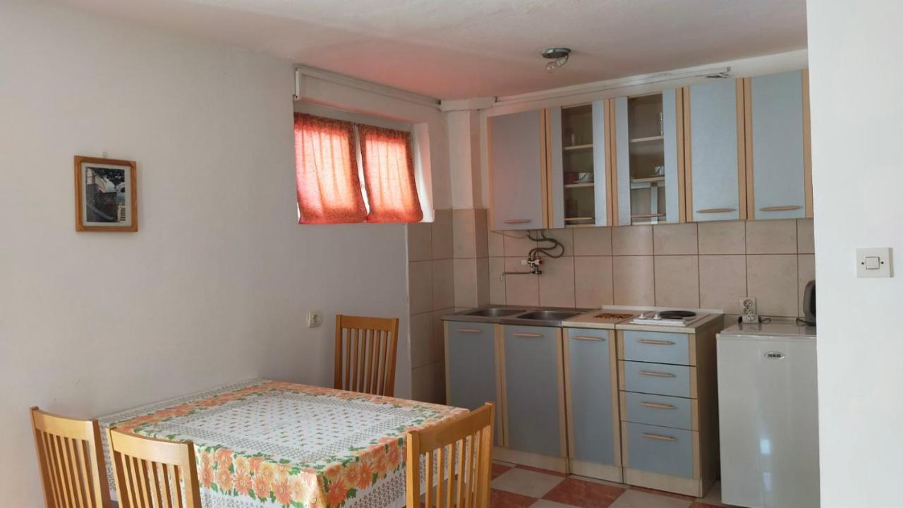 Guesthouse Tri Palme Bečići المظهر الخارجي الصورة