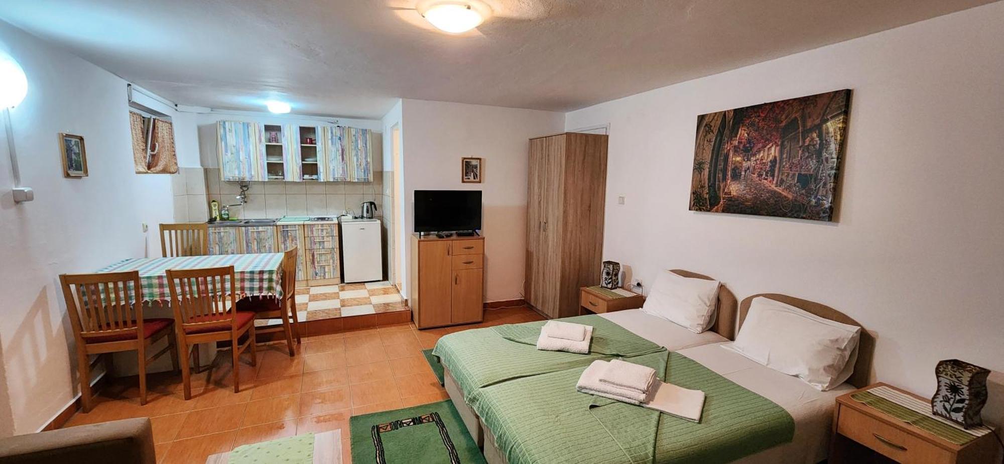 Guesthouse Tri Palme Bečići المظهر الخارجي الصورة
